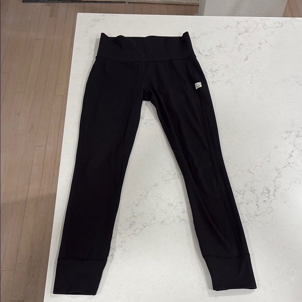 Vuori daily legging - size S.